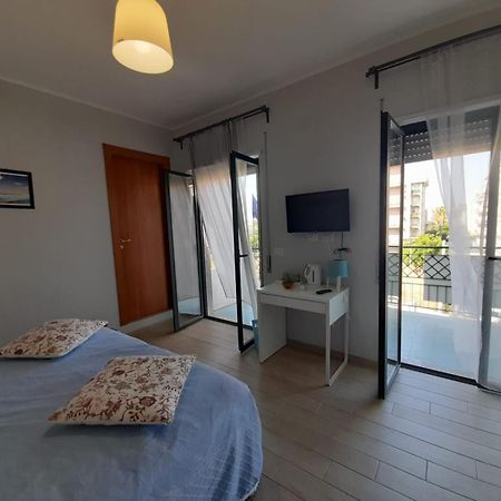 B&B Malo Family Friendly Syracuse ภายนอก รูปภาพ