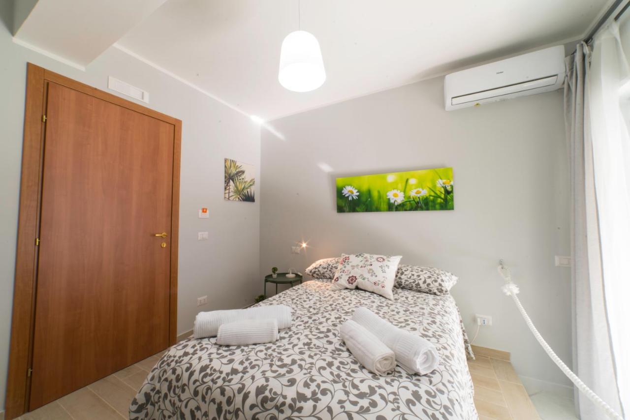 B&B Malo Family Friendly Syracuse ภายนอก รูปภาพ